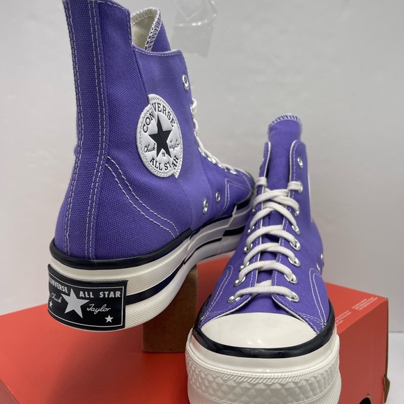 Converse Mn A12523C
CHUCK 70 PLUS HI
VIPER VIOLET/EGRET Purple High-Top Sneakers - Picture 9 of 16